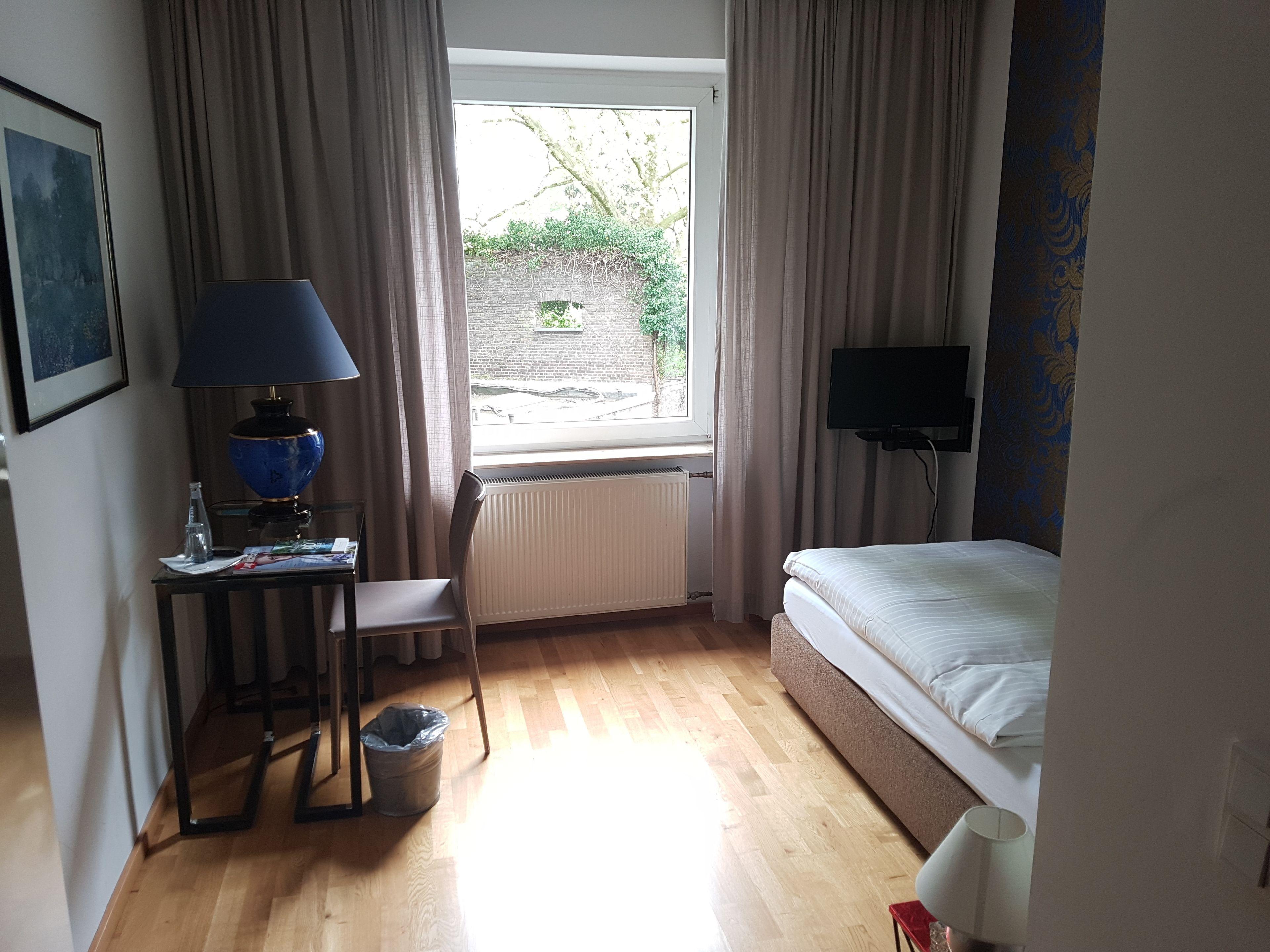 Hotel Stern - Self Check-In — Foto’s 1